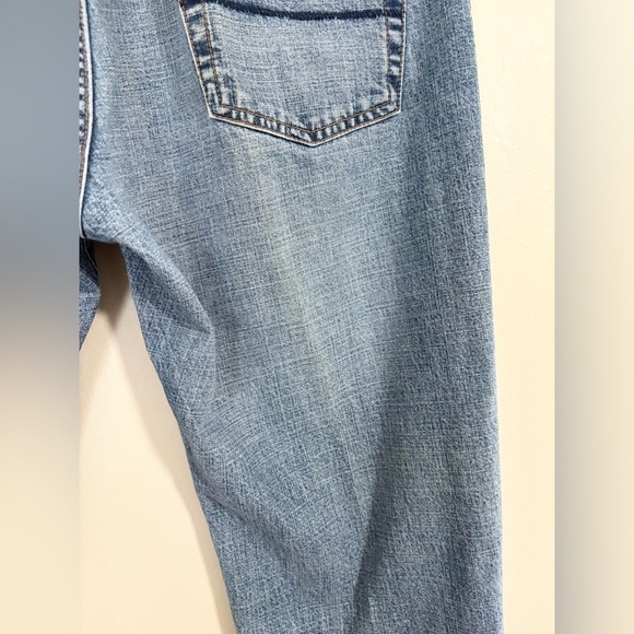 Lucky Brand Vintage Dark Wash Rancher Flare Light Wash Mid Rise Boot Cut Jeans - Picture 16 of 16